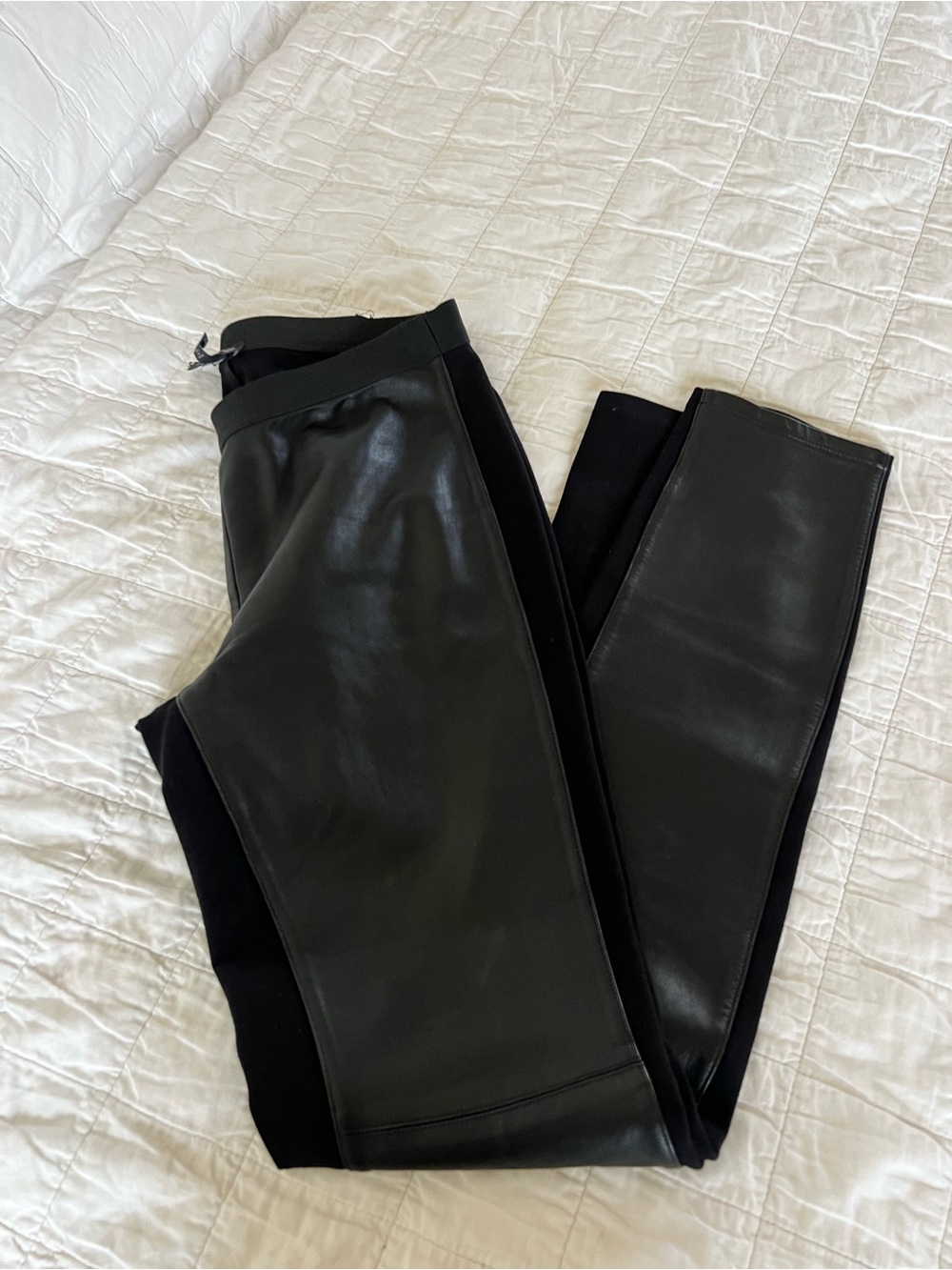 Eileen Fisher XS 💯 genuine leather pants black